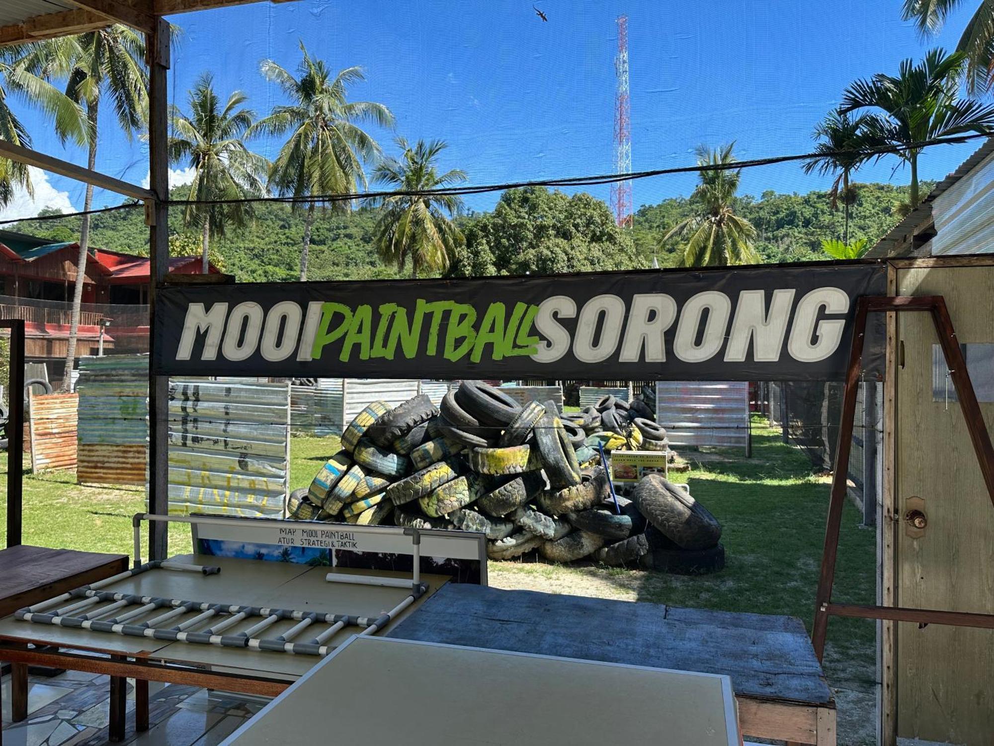 Mooi Park Hotel Sorong Exterior photo