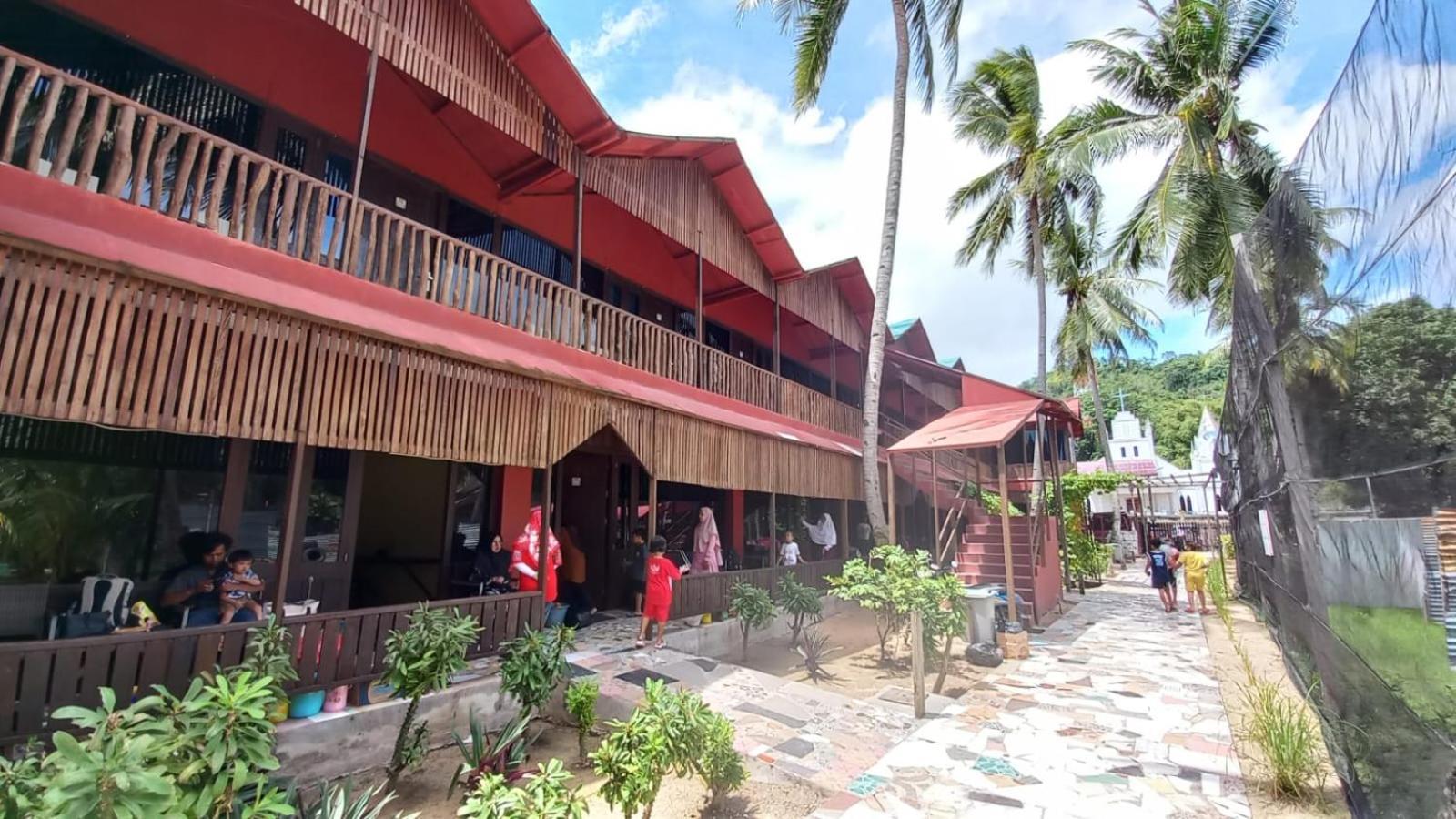 Mooi Park Hotel Sorong Exterior photo